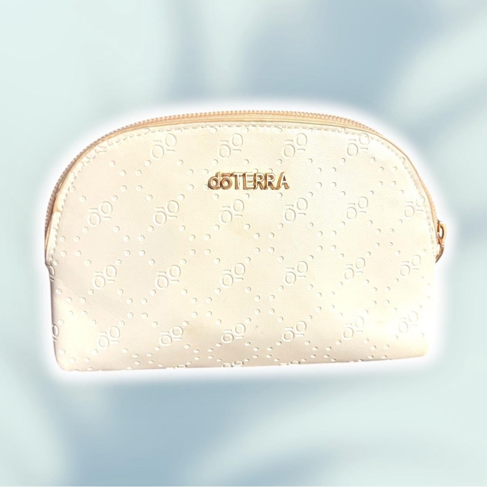 doTerra oil holder // zippered pouch